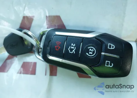 2016 Ford Explorer Sport z USA, uszkodzony, nr VIN 1FM5K8GT0GGB09361